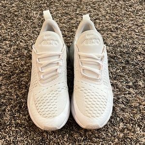 white nike air max 270